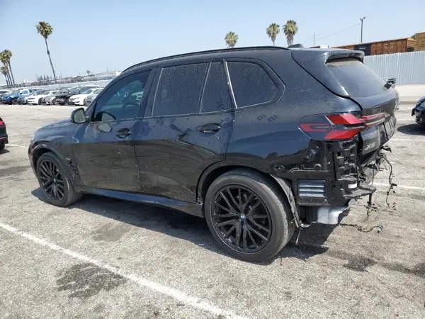 5UX23EU08R9U78231 2024 BMW X5 - Image 2