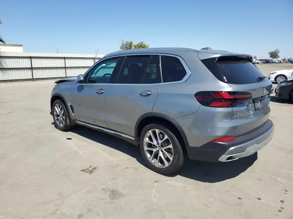 5UX23EU08R9V68088 2024 BMW X5 - Image 2