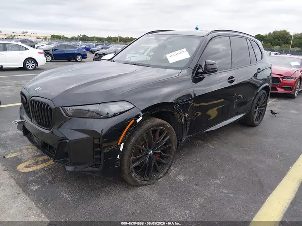 5UX23EU08R9W00103 2024 BMW X5 - Image 2