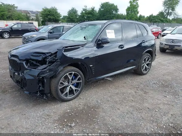 5UX23EU08R9W15409 2024 BMW X5 - Image 2