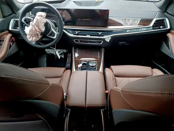 5UX23EU08S9Z04635 2025 BMW X5 - Image 8