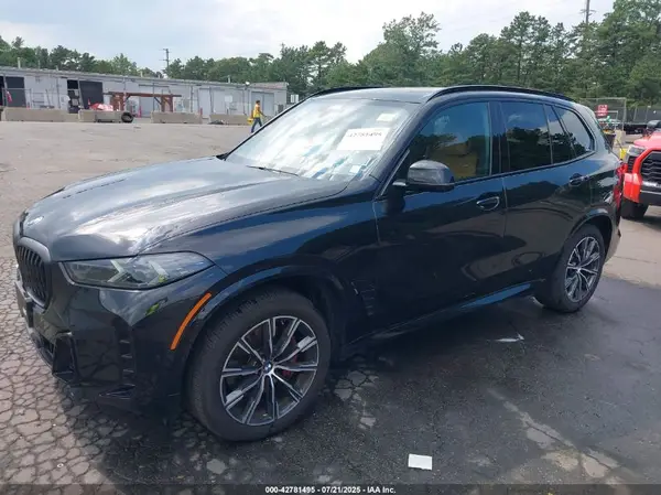 5UX23EU08S9Z12797 2025 BMW X5 - Image 2