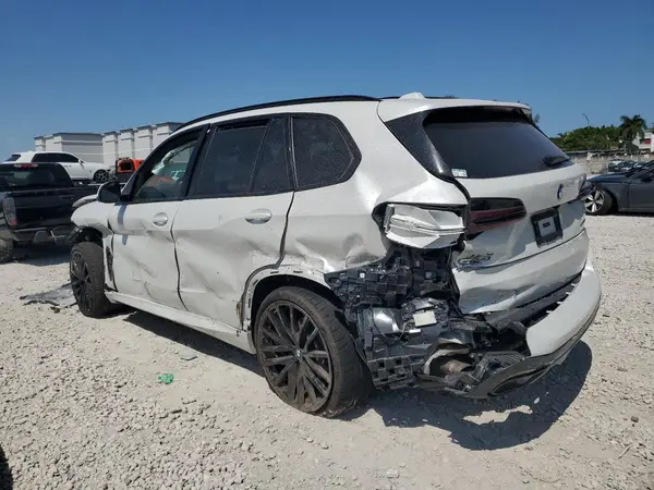 5UX23EU08S9Z16459 2025 BMW X5 - Image 2