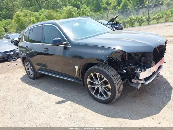 5UX23EU08S9Z43354 2025 BMW X5 - Image 1