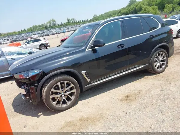 5UX23EU08S9Z43354 2025 BMW X5 - Image 2