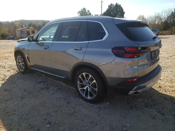 5UX23EU08S9Z52216 2025 BMW X5 - Image 2