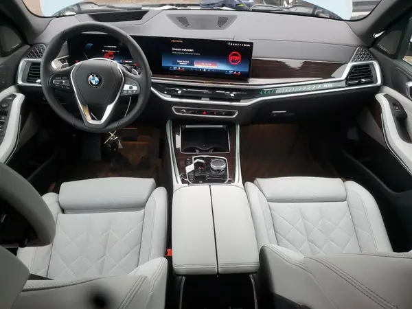 5UX23EU08T9083294 2026 BMW X5 - Image 8