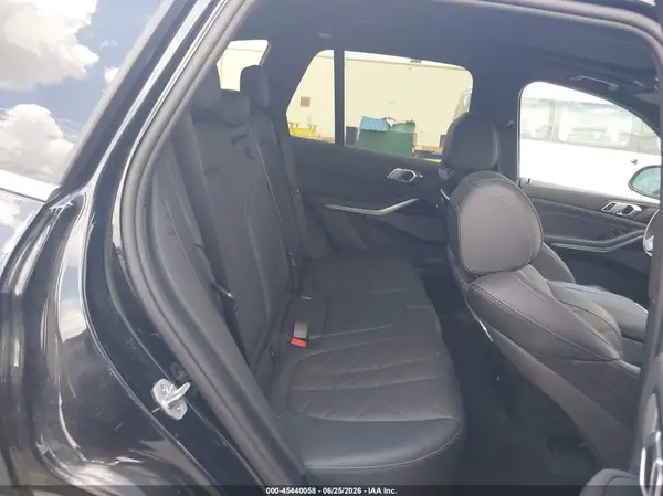 5UX23EU08T9111739 2026 BMW X5 - Image 8
