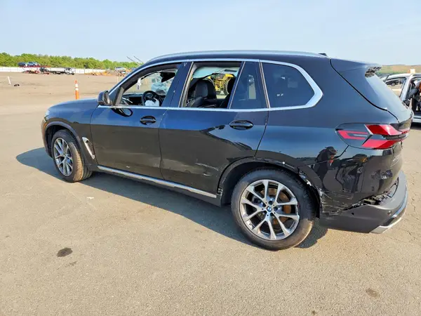 5UX23EU08T9148550 2026 BMW X5 - Image 2