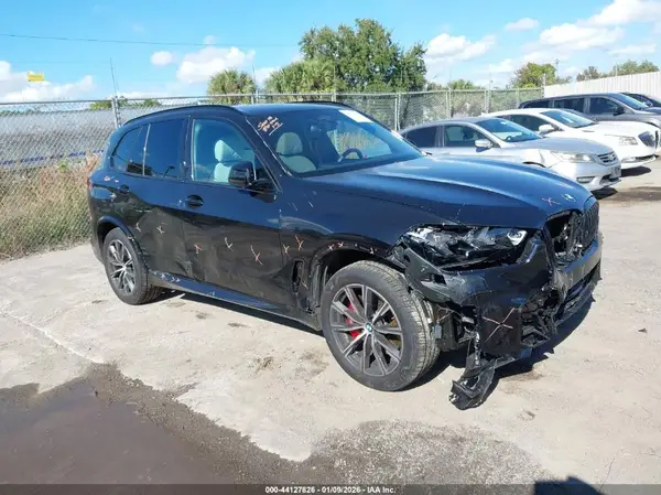 5UX23EU08T9223232 2026 BMW X5 - Image 1