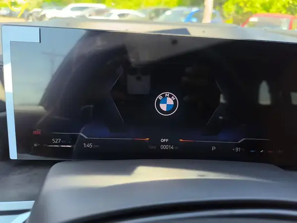 5UX23EU08T9337019 2026 BMW X5 - Image 8