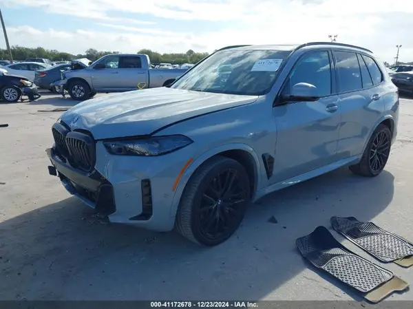 5UX23EU09R9S85554 2024 BMW X5 - Image 2