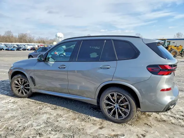 5UX23EU09R9T11649 2024 BMW X5 - Image 2