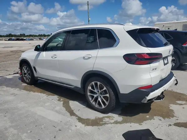 5UX23EU09R9T41878 2024 BMW X5 - Image 2
