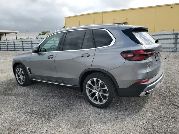 5UX23EU09R9T54128 2024 BMW X5 - Image 2
