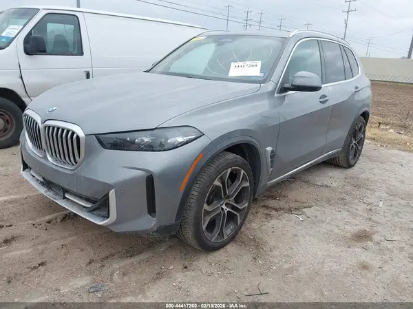 5UX23EU09R9T70751 2024 BMW X5 - Image 2
