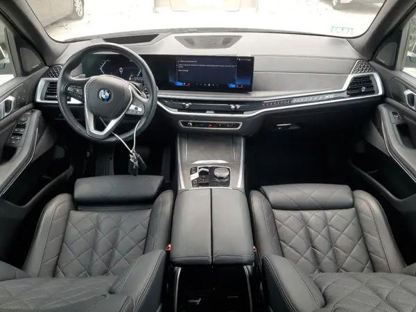 5UX23EU09R9U41477 2024 BMW X5 - Image 8