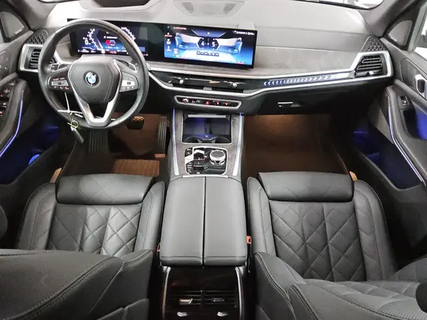 5UX23EU09R9U70607 2024 BMW X5 - Image 8