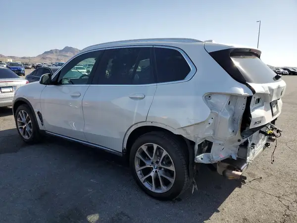 5UX23EU09R9V21460 2024 BMW X5 - Image 2