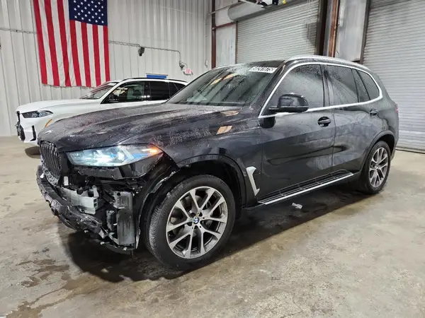 5UX23EU09R9V62123 2024 BMW X5 - Image 1