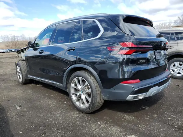 5UX23EU09R9V63532 2024 BMW X5 - Image 2