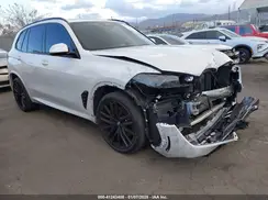 5UX23EU09R9V72943 2024 BMW X5