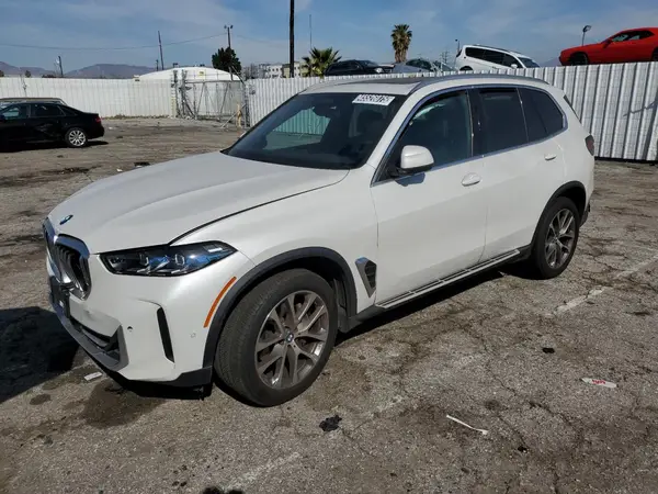 5UX23EU09R9V81061 2024 BMW X5 - Image 1