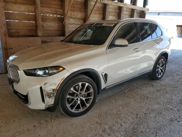 5UX23EU09S9W25310 2025 BMW X5 - Image 1
