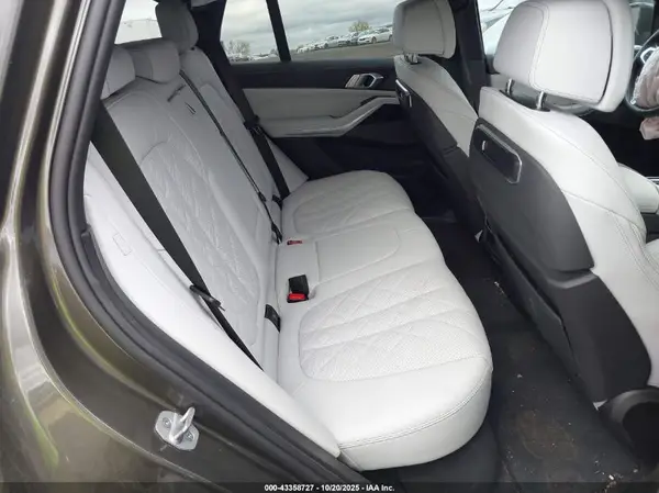 5UX23EU09S9W48828 2025 BMW X5 - Image 8