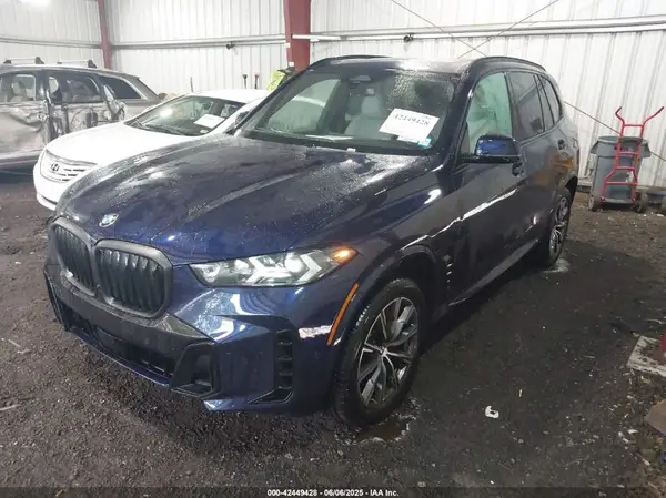 5UX23EU09S9X95506 2025 BMW X5 - Image 2