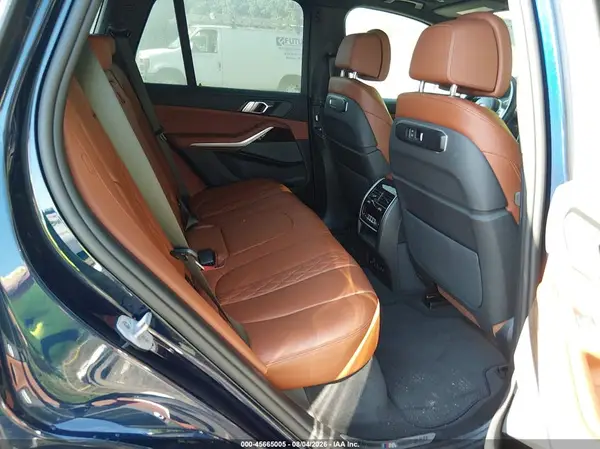 5UX23EU09S9Y10683 2025 BMW X5 - Image 8