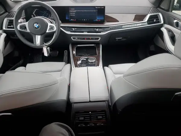 5UX23EU09S9Y67451 2025 BMW X5 - Image 8