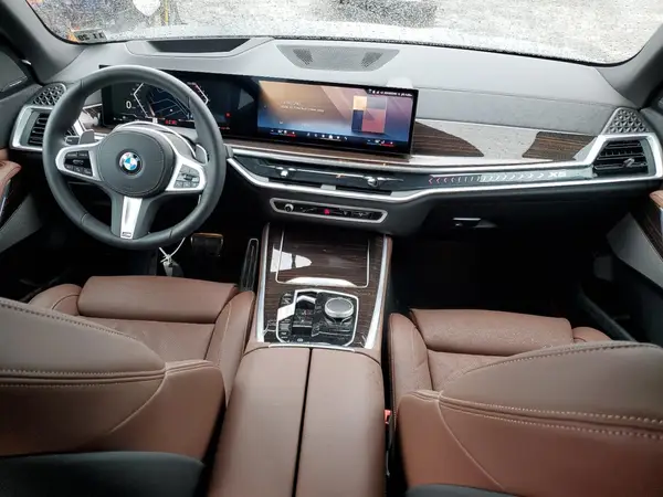 5UX23EU09S9Y76165 2025 BMW X5 - Image 8
