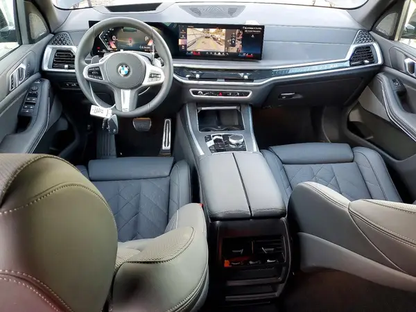 5UX23EU09S9Y92639 2025 BMW X5 - Image 8