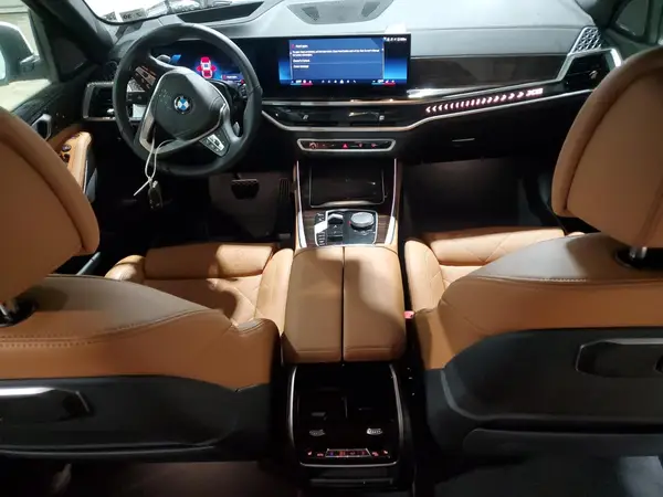 5UX23EU09S9Z39667 2025 BMW X5 - Image 8
