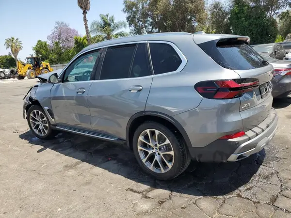 5UX23EU09S9Z52614 2025 BMW X5 - Image 2