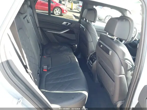 5UX23EU09T9176969 2026 BMW X5 - Image 8