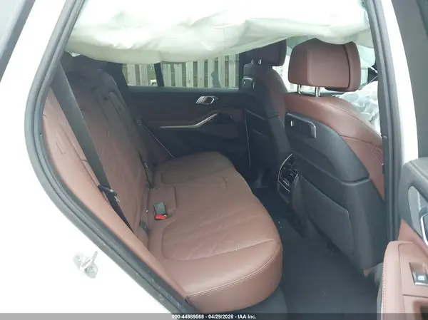 5UX23EU09T9377299 2026 BMW X5 - Image 8