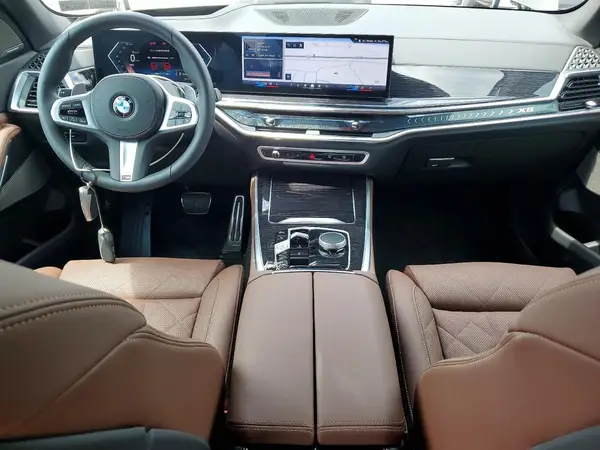 5UX23EU09T9417736 2026 BMW X5 - Image 8