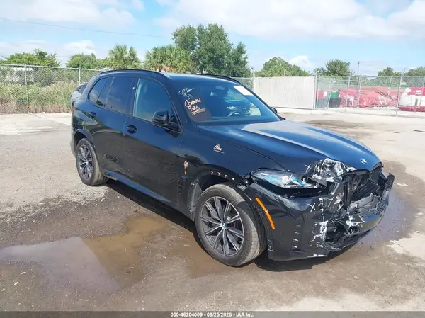 5UX23EU09T9522826 2026 BMW X5 - Image 1