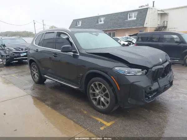 5UX23EU0XR9S21491 2024 BMW X5 - Image 1