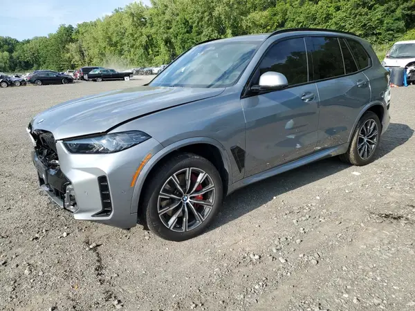 5UX23EU0XR9S49663 2024 BMW X5 - Image 1