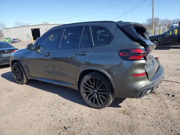 5UX23EU0XS9W54542 2025 BMW X5 - Image 2