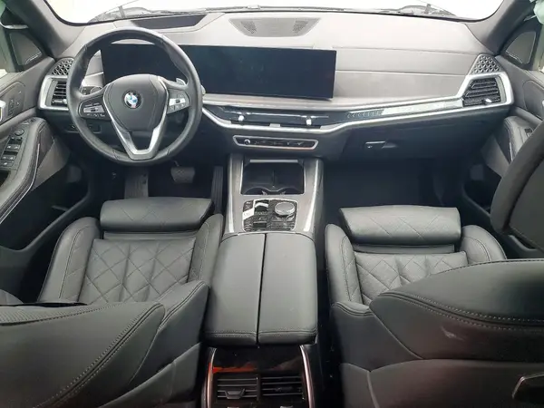 5UX23EU0XT9186815 2026 BMW X5 - Image 8