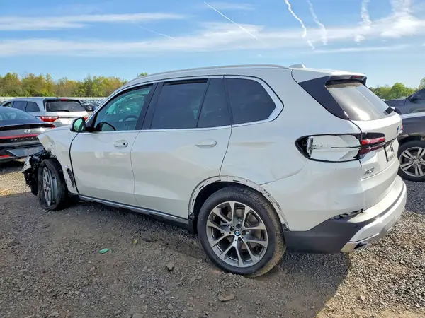 5UX23EU0XT9229646 2026 BMW X5 - Image 2
