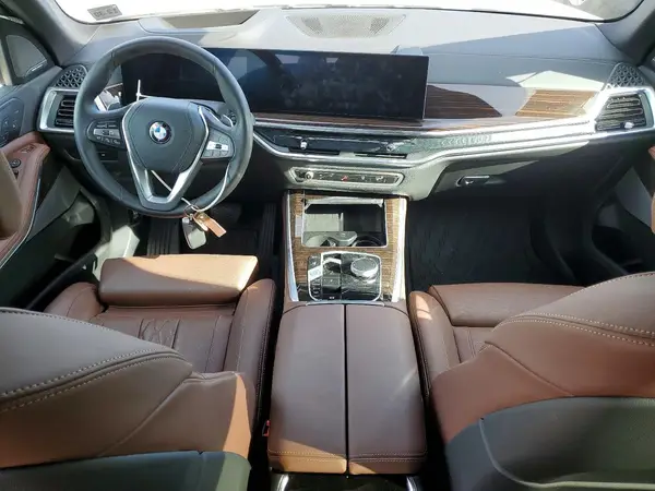 5UX23EU0XT9229646 2026 BMW X5 - Image 8