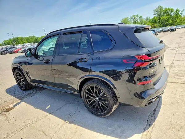 5UX23EU0XT9286669 2026 BMW X5 - Image 2