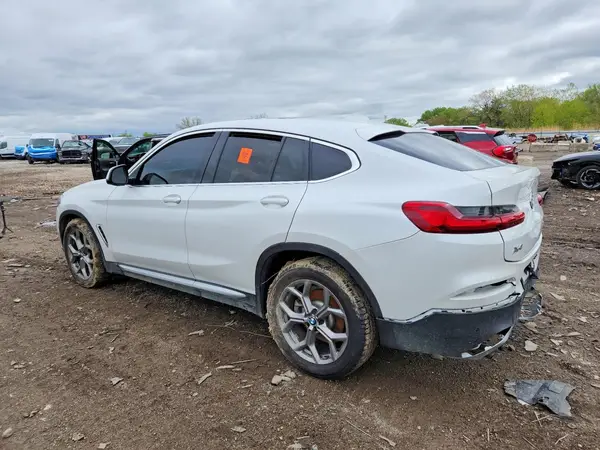 5UX2V1C00L9B80464 2020 BMW X4 - Image 2