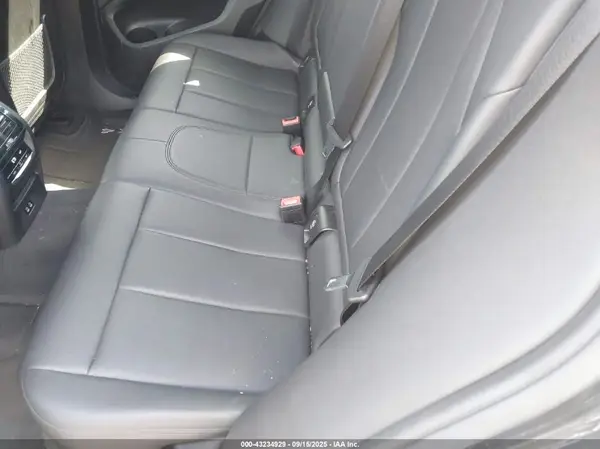 5UX2V1C00LLE68102 2020 BMW X4 - Image 8