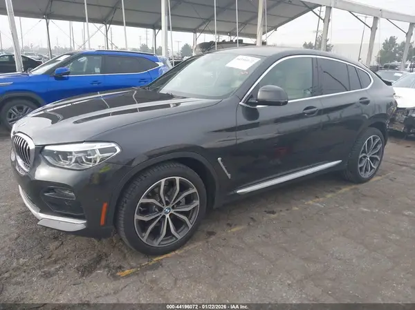 5UX2V1C01L9B70283 2020 BMW X4 - Image 2